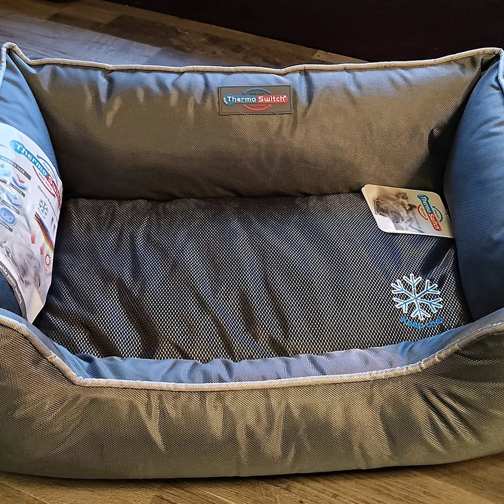 Orthopädisches Hundebett Paros Lux – isolierendes Wendebett mit Memory Foam, druckentlastend & beidseitig nutzbar für Sommer & Winter (grau)