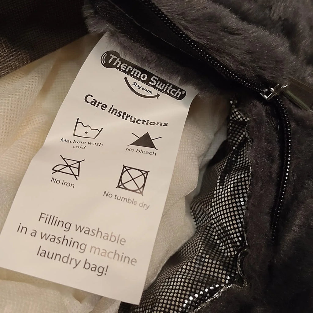 Orthopädisches Hundebett Santorini – isolierendes Wendebett mit Memory Foam, druckentlastend & beidseitig nutzbar für Sommer & Winter (silber-grau)